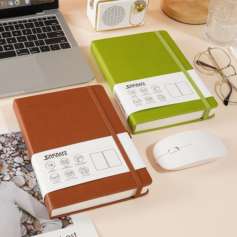 Notebook Dotted A5 - Cuaderno A5 con Puntos, Tapa Dura,